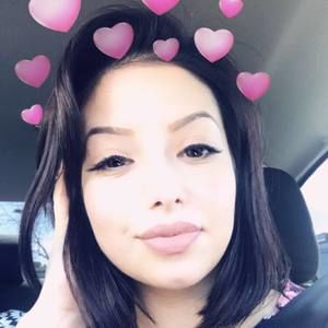 Meet your Posher, Eva leticia